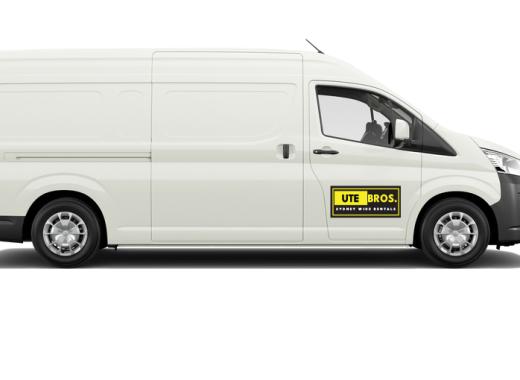 TOYOTA VAN